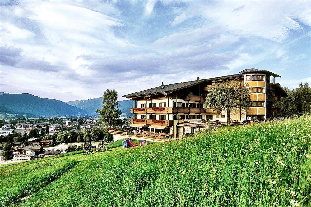 Hotel-Gasthof Zur Schoenen Aussicht St. Johann in Tirol Kültér fotó